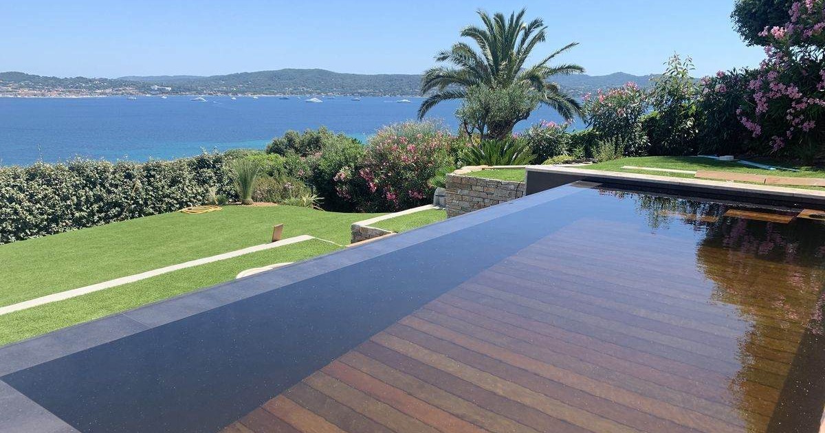 Piscine monobloc